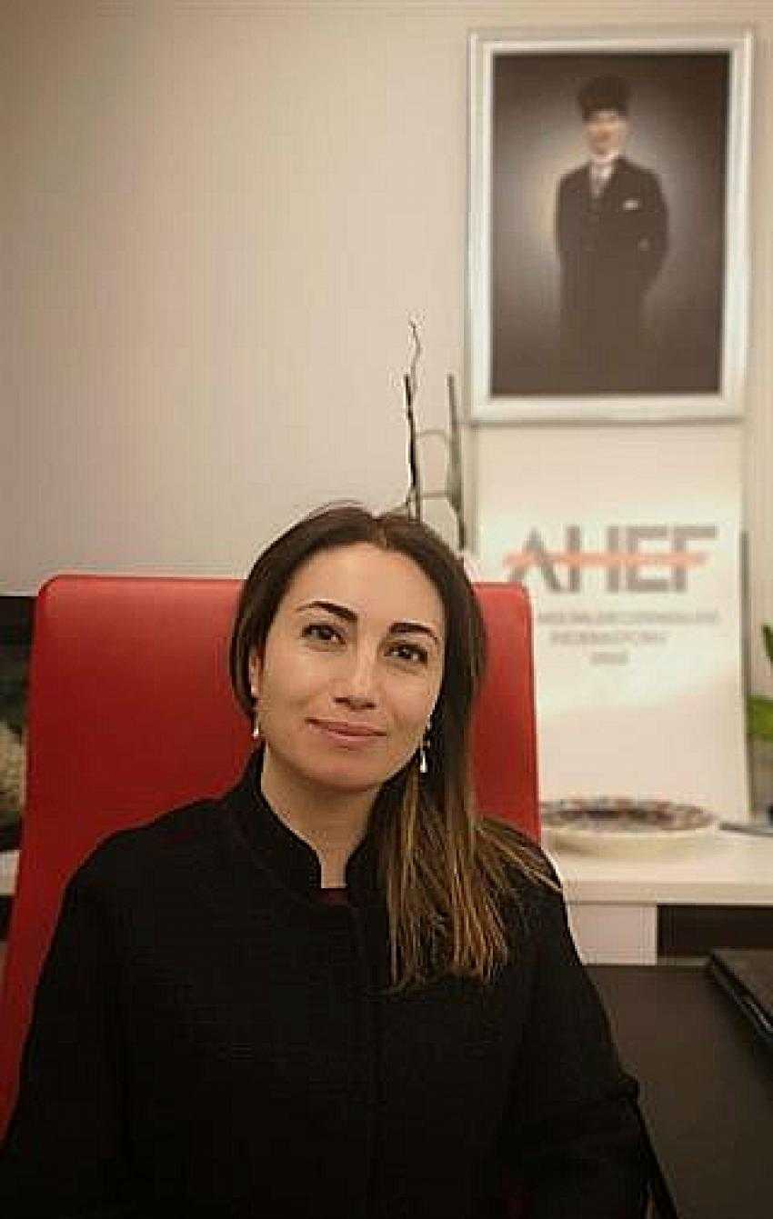 AİLE HEKİMLERİ SAĞLIK NEFERLERİ NEDEN GÖRMEZDEN GELİNİYOR?