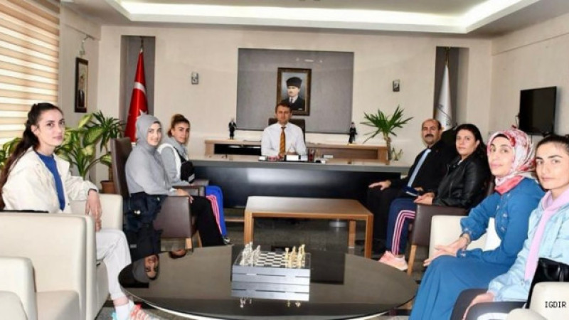 Aralık Gençlik ve Spor İlçe Müdürlüğün’den Aralık Kaymakamına Ziyaret