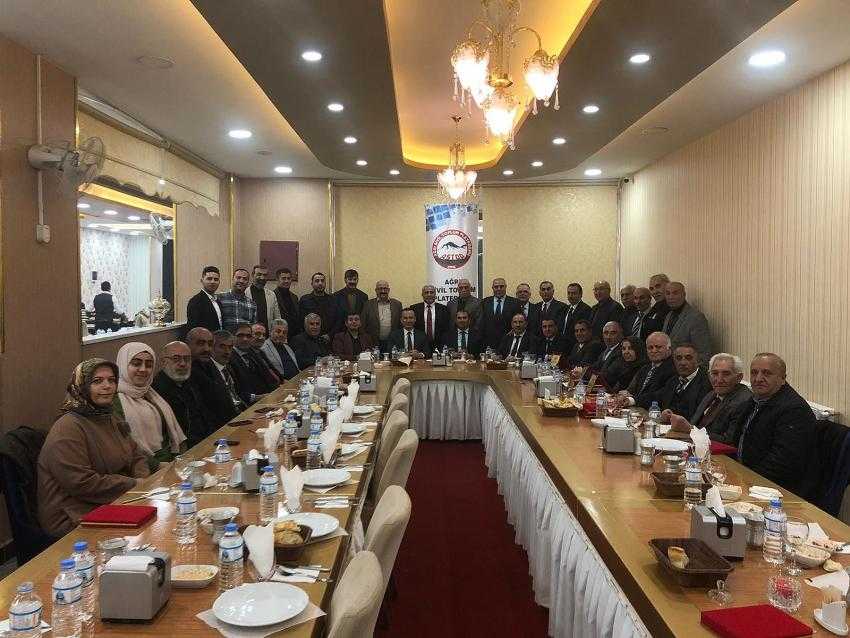 ASTOP’tan Emektar Öğretmenleri Duygulandıran Program