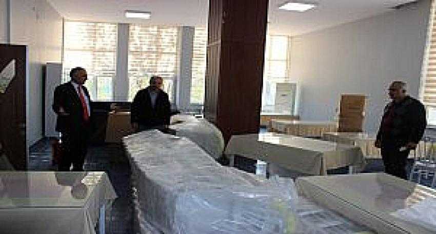 GÖNEN, ÖĞRETMENEVİNDE İNCELEMEDE BULUNDU