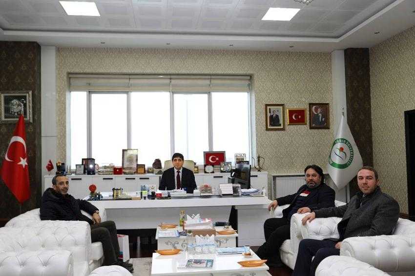 Hazar Koleji Öğretmenlerinden Rektör Alma’ya Nezaket Ziyareti