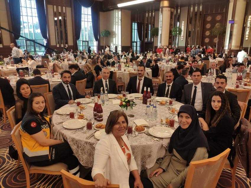 IĞDIR İL SAĞLIK MÜDÜRÜ DR.ALPASLAN EROL VE EKİBİ İFTARDA CUMHURBAŞKANININ KONUĞU OLDULAR.