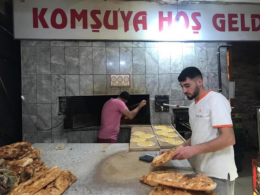 Iğdır’da ramazan pidesi mesaisi başladı