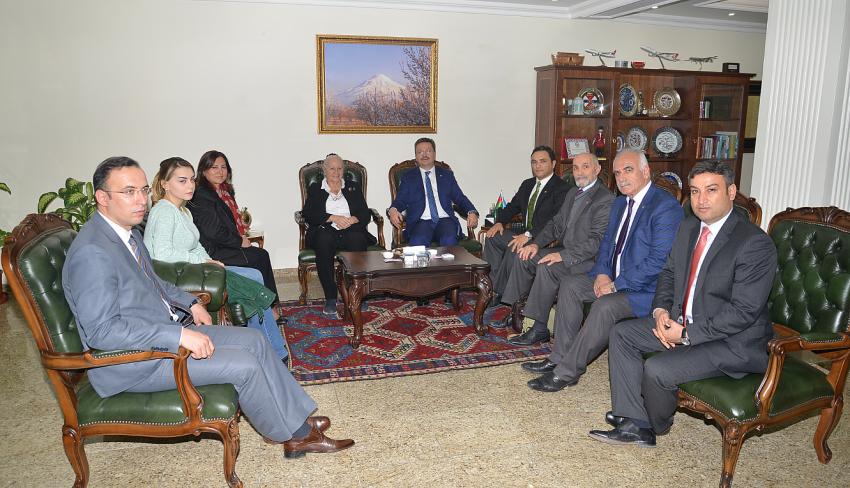 KAZIM KARABEKİR PAŞA’NIN KIZI TİMSAL KARABEKİR’DEN VALİ ÜNLÜYE ZİYARET