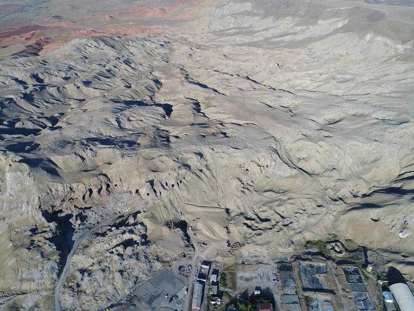 Öğretim Üyeleri Tuz Madeninin Stabilite Analizi’ Konulu Proje İncelemesinde Bulundular