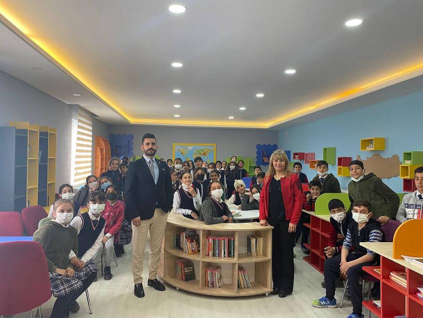 TÜBİTAK, Bilim İnsanlarını ve Öğrencileri Bir Araya Getirmeye Devam Ediyor