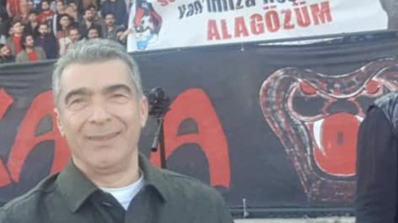 VAN TARAFTARLARI CANTÜRK ALAGÖZ'Ü BAĞRINA BASTI