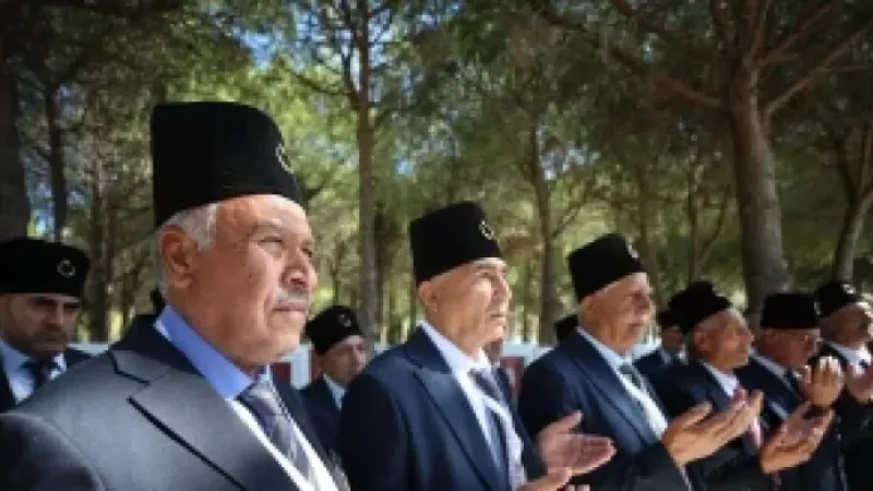 Van'dan gelen gaziler Gelibolu Yarımadası'ndaki şehitlik ve anıtları ziyaret etti