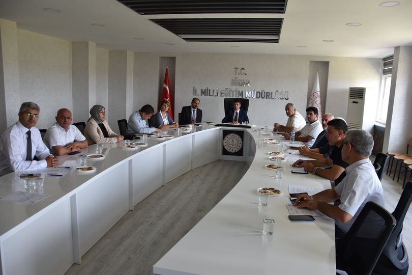 Iğdır’da 2024-2025 Eğitim Öğretim Yılı İçin Hayatboyu Öğrenme Komisyon Toplantısı Düzenlendi