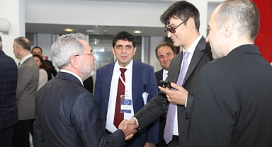  Rektör Alma, Türkiye-Özbekistan Eğitim Forumu’nda İş Birliği Anlaşmalarına İmza Attı