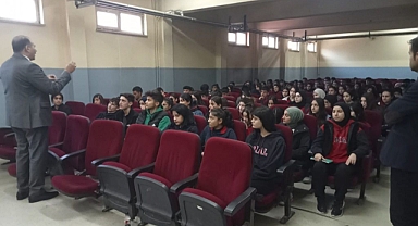 Aras’ın Kuzuları Zirveyi Hedefliyor: İl Millî Eğitim Müdürü Aziz GÜN’den Borsa İstanbul Anadolu Lisesi’ne Ziyaret