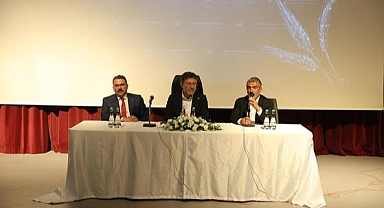 Bakan İbrahim Yumaklı, Iğdırlı Kanaat Önderleri ve STK Temsilcileri ile Toplantı Düzenledi