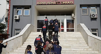 DEM Parti İl Başkanı ve 7 Kişi Mahkemeye Sevk Edildi