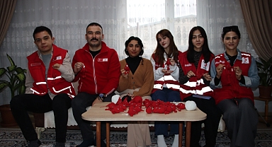 Iğdır’da Yaşam Mücadelesi Veren Goncagül Bağ’dan Kızılay’a Destek