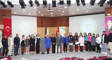 Iğdır Üniversitesinde “Geleceğin Güçlü Kadınları” Paneli Düzenlendi