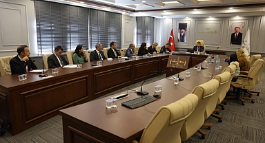 Vali Ercan Turan, Halk Günü'nde Vatandaşların Sorunlarına Çözüm Üretti