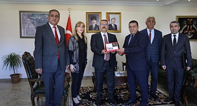Vali Ercan Turan, PTT’nin 184. Kuruluş Yıldönümünü Kutladı