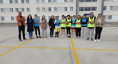 Aybüke Öğretmen Kız Öğrenci Yurtları Basketbol Turnuvasına Ev Sahipliği Yaptı