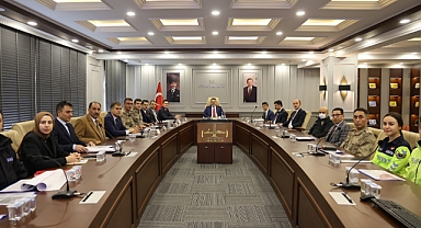 Iğdır’da Kış Hazırlıkları Başladı: Kar ve Buzla Mücadele İçin Koordinasyon Toplantısı Yapıldı