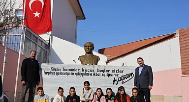 Vali Ercan Turan’dan Geleceğin Güllerine Destek Ziyareti!