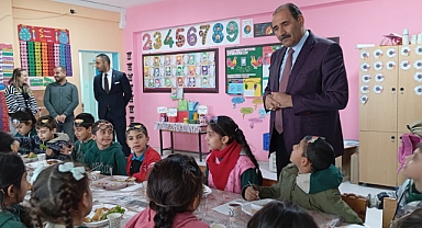 Aziz Gün’den Özdemir İlk/Ortaokulu’na Ziyaret: 'Türkiye Yüzyılı Maarif Modeli' Kapsamında Değerli Tavsiyeler