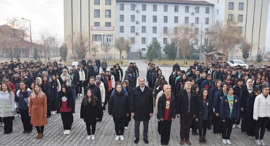 Aziz Gün’den Sosyal Bilimler Lisesi’ne “Türkiye Yüzyılı Maarif Modeli” Ziyareti