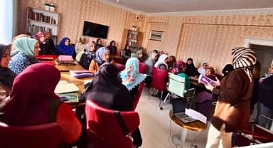 Iğdır Barosu'ndan Kadın Hakları Bilgilendirmesi