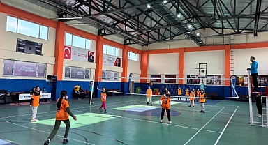Iğdır’da Okul Sporları Voleybol Şampiyonası Başladı