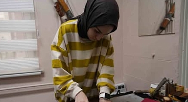 Iğdır Üniversitesi Deri Atölyesi: Geleneksel El İşçiliği ile Üretim
