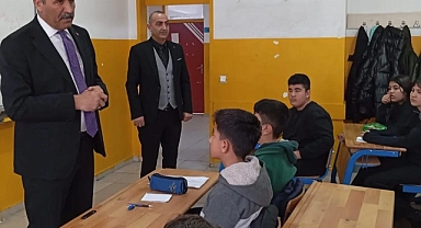Milli Eğitim Müdürü Aziz Gün'den Karakoyunlu'daki Okullara Anlamlı Ziyaret