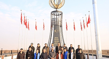 Selman-ı Farisi Yurdu Öğrencileri, Dilucu Şehitler Anıtı’nı Ziyaret Etti