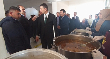 Tutum, Yatırım ve Türk Malları Haftası Turizm Lisesi’nde Coşkuyla Kutlandı