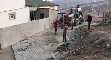 Uğurca Köyü Yeni Parke Taşlarıyla Modernleşiyor