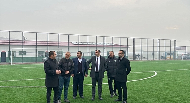 Vali Yardımcısı Abdurrahman Çelebi ve İl Müdürü Recai Şahin’den Emek Futbol Sahasına Ziyaret