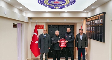 AFAD Müdüründen Emniyet Müdürüne Ziyaret: Afet Acil Durum Çantası Takdim Edildi