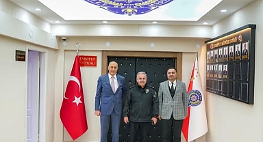 Defterdarlıktan Emniyet Müdürü Turgay’a Ziyaret