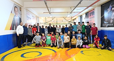 **Genç Sporculara Recai Şahin’den Tam Destek**