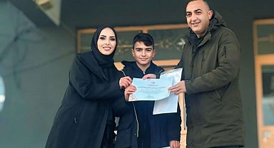 Iğdır’da Karne Heyecanı: Şehit Polis Nevzat Alagöz Ortaokulu’nda Duygusal Anlar