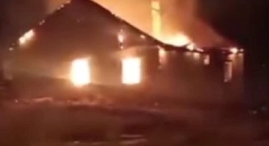 Iğdır’da Tek Katlı Ev Kül Oldu