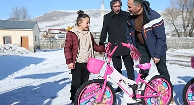 İzmir’den Iğdır’a Dayanışma Örneği: Köy Öğrencilerine Bisiklet Hediyesi