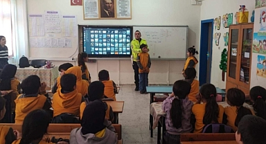 Tuzluca’da Öğrenciler Trafik Dedektifi Oldu