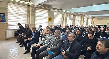 Iğdır’da ‘Aile Okulu’ ve ‘Ebeveyn Okulu’ Projeleri İçin Değerlendirme Toplantısı Yapıldı