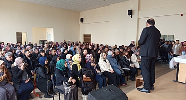 Milli Eğitim Müdürü Aziz Gün, Veli Toplantısında Eğitimin Önemine Dikkat Çekti