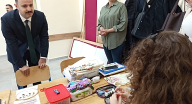 Vali Yardımcısı Çelebi ve Milli Eğitim Müdürü Gün, Halk Eğitim Kurslarını Ziyaret Etti