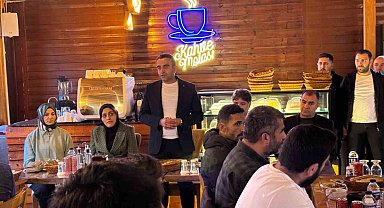 Akçadağ Belediye Başkanı Ulutaş, belediye personeliyle iftar programında buluştu