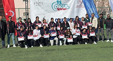 Iğdır 15 Temmuz Lisesi Kadın Futbol Takımı Bölge Şampiyonu!