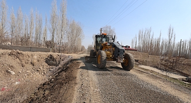 Iğdır’da Köy Yollarında Bakım Çalışmaları Başladı