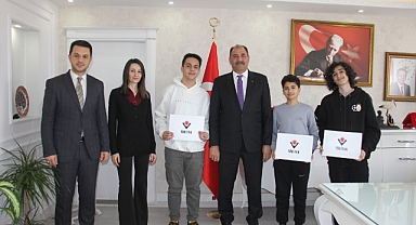Iğdır’ın Genç Bilim İnsanları TÜBİTAK Finallerinde!