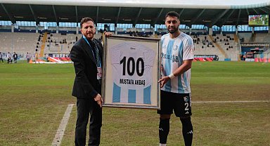 Mustafa Akbaş 100'incü maçına çıktı