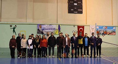 Oltu'da tenis turnuvası